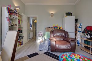 Lounge/Diner- click for photo gallery